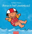 Anna in het zwembad